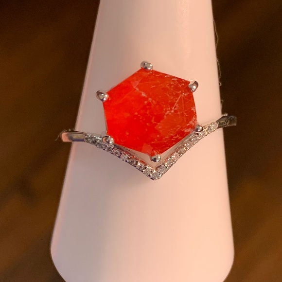 Genuine Red Quartz size 10 ring bomb party ring rhodium plated band - Picture 6 of 6